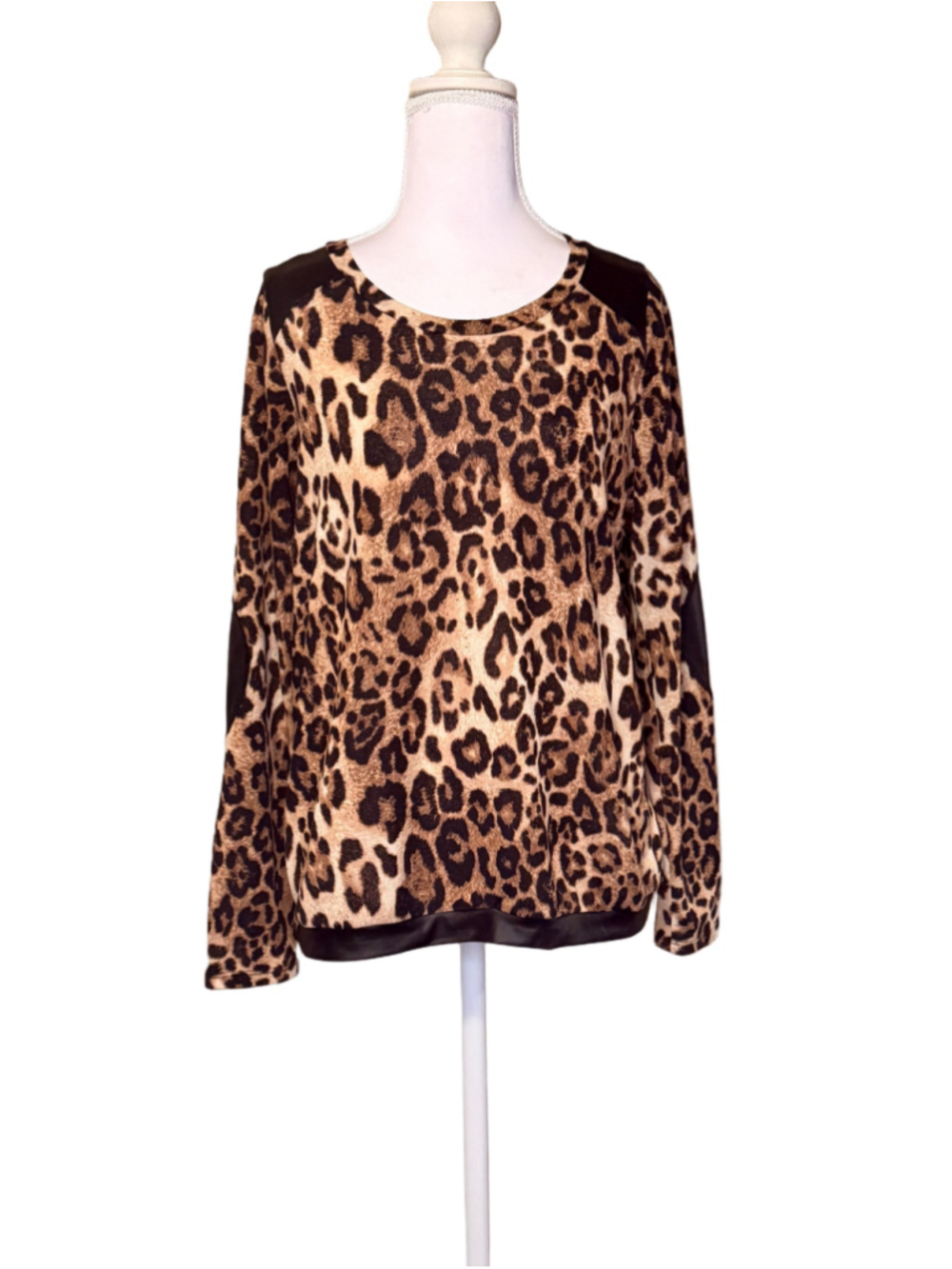 Love Culture Leopard Print Faux Leather Panel Long Sleeve Top Size Large Y2K